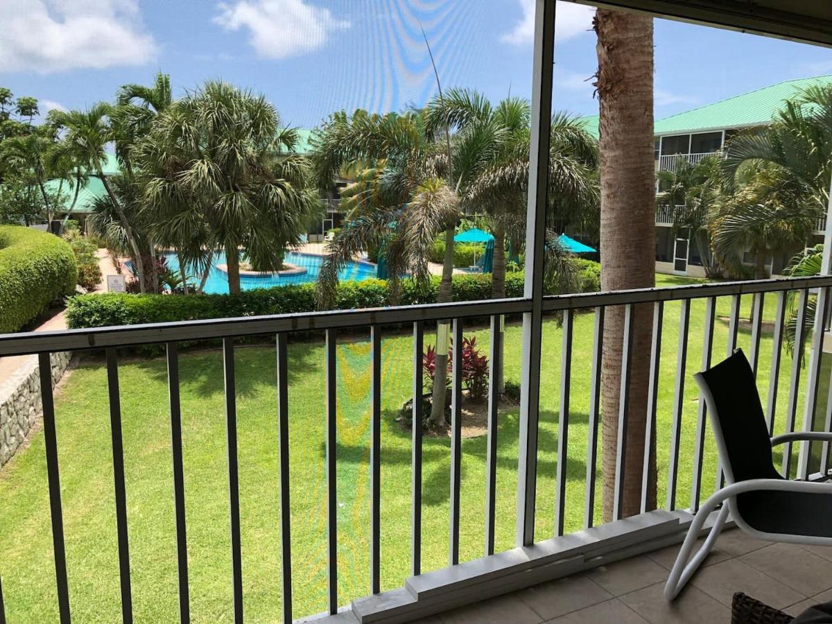 Beach Living At Plantation Village Blgs George Town Eksteriør billede